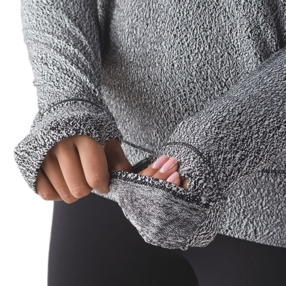 06 LULULEMON Rush Hour Long Sleeve Top Size 12 Black & White Relaxed Fit Top - Picture 14 of 15